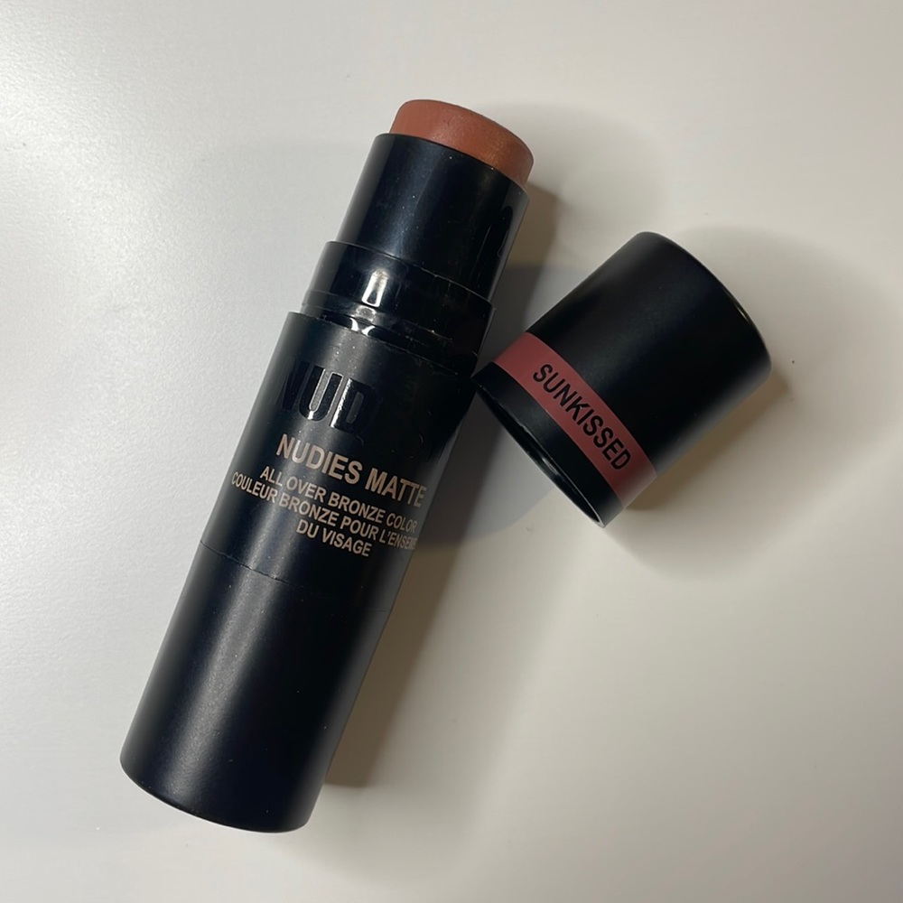 Nudestix Nudies Matte in Sunkissed